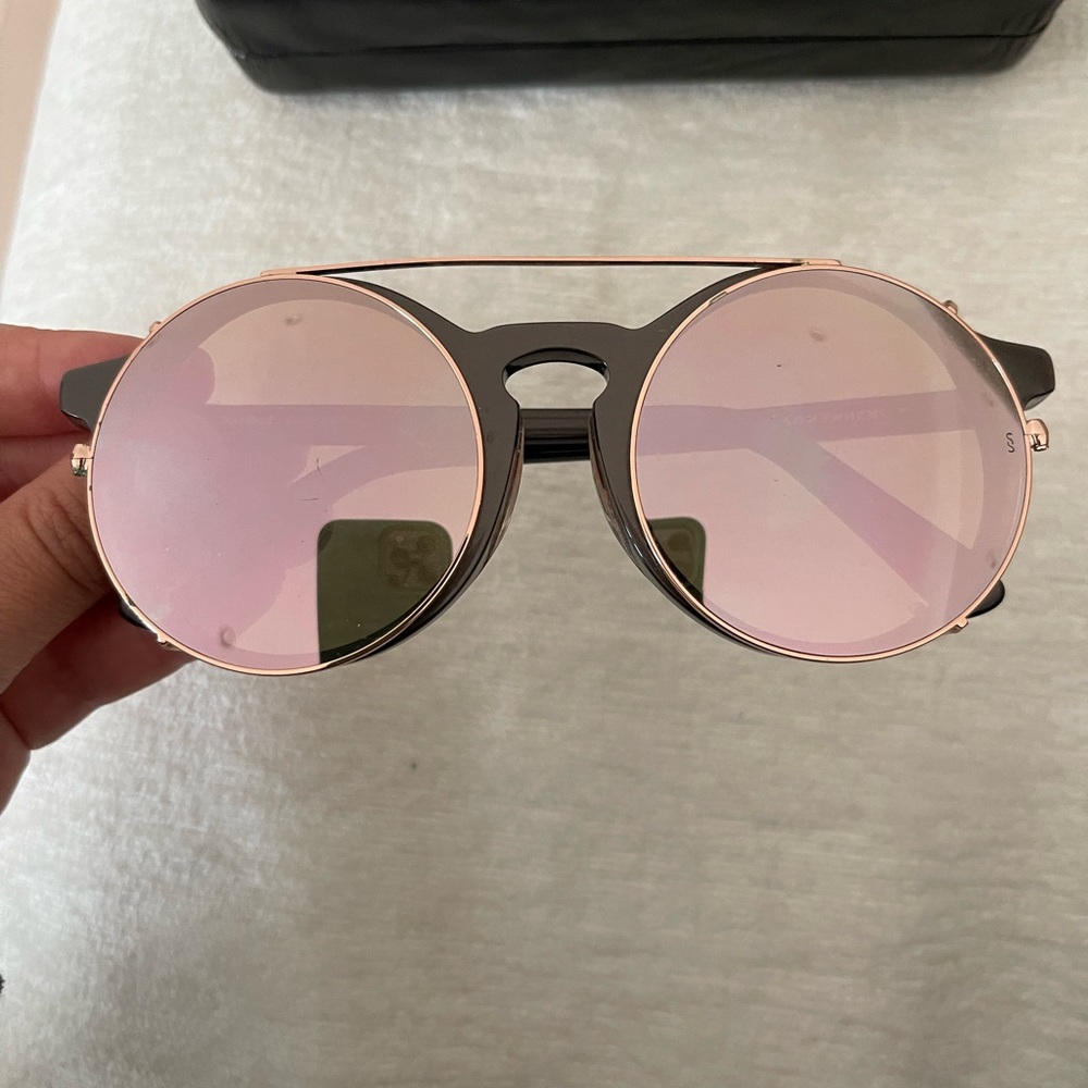 Sunday Somewhere Sunglasses